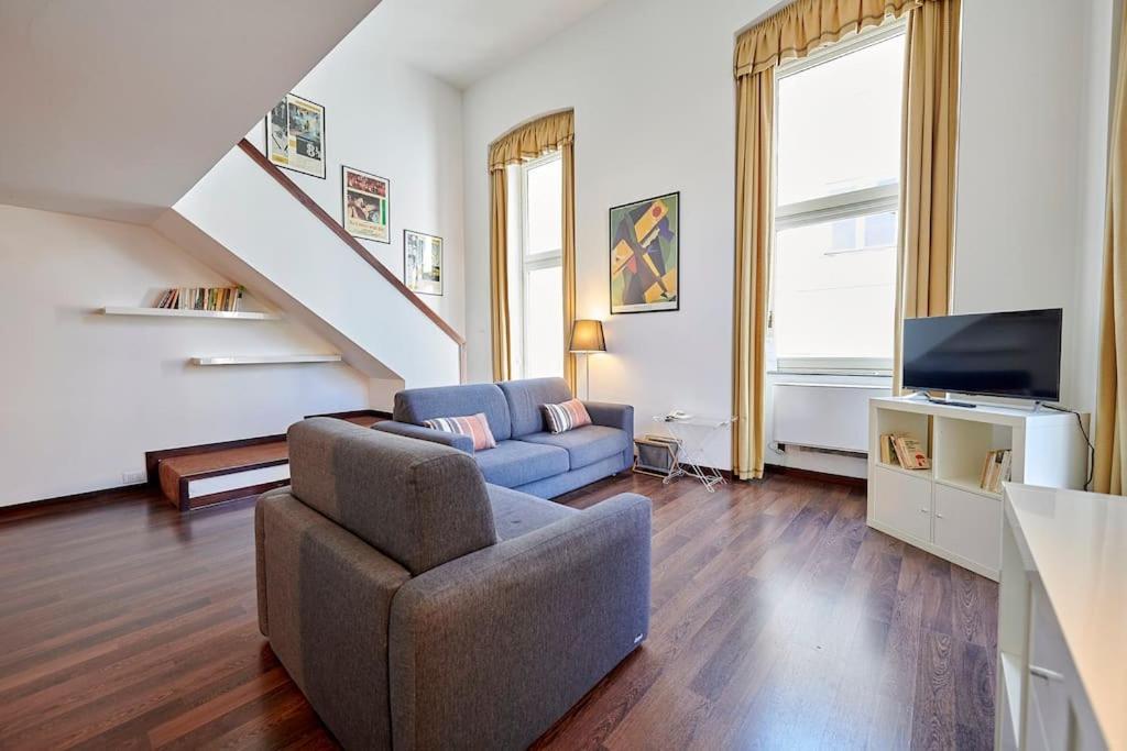 Loft Luxury - Piazza Castello Porta Susa Турин Екстер'єр фото