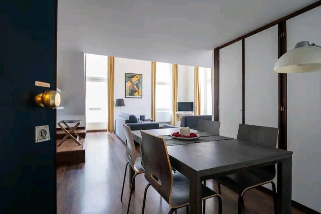 Loft Luxury - Piazza Castello Porta Susa Турин Екстер'єр фото