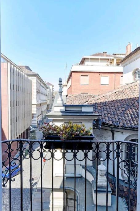 Loft Luxury - Piazza Castello Porta Susa Турин Екстер'єр фото