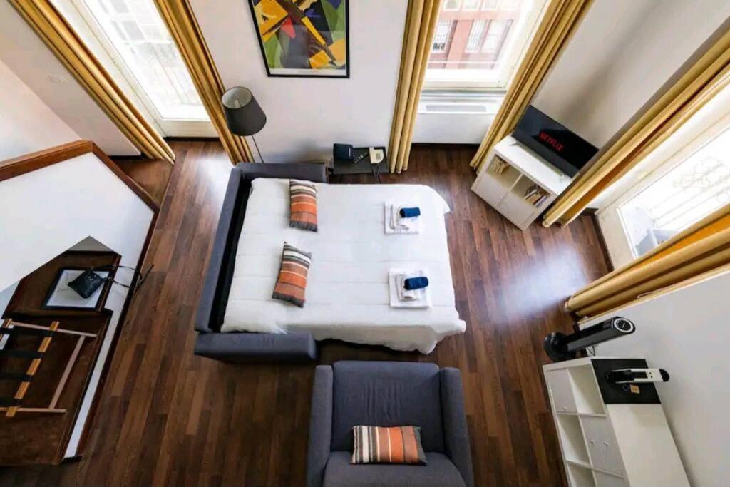 Loft Luxury - Piazza Castello Porta Susa Турин Екстер'єр фото